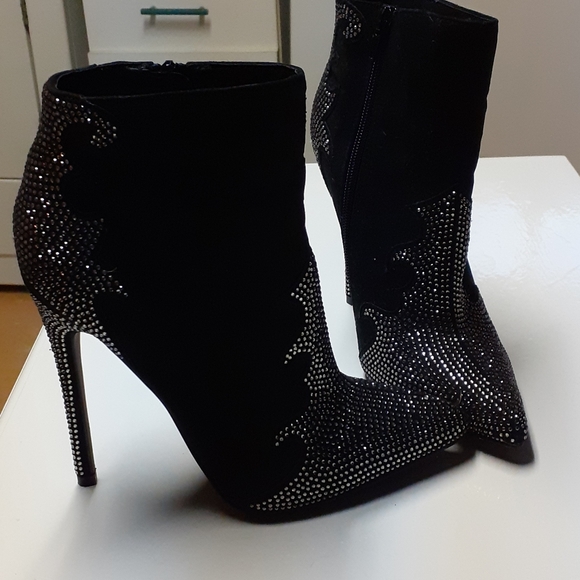Size 7 Rhinestone Western Heels - Picture 1 of 5